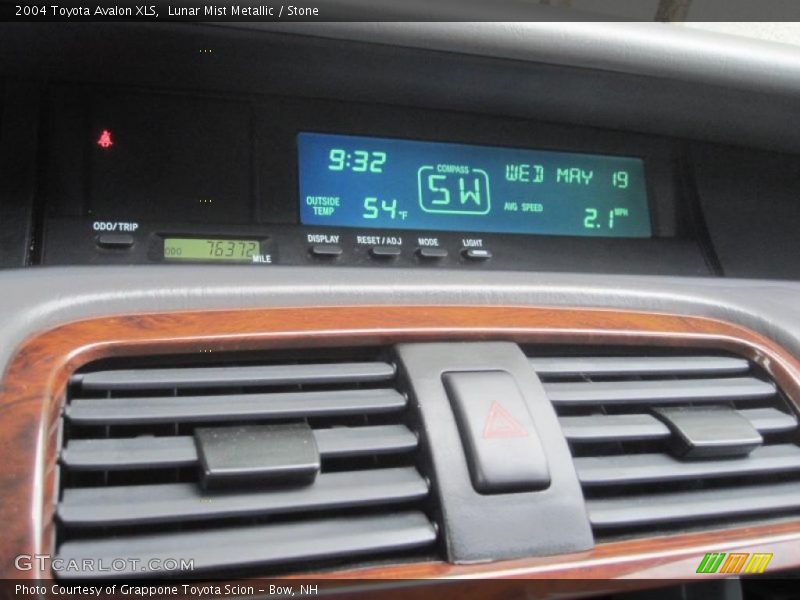 Lunar Mist Metallic / Stone 2004 Toyota Avalon XLS
