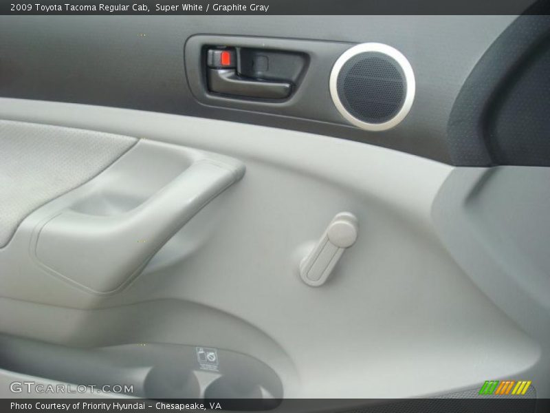Super White / Graphite Gray 2009 Toyota Tacoma Regular Cab