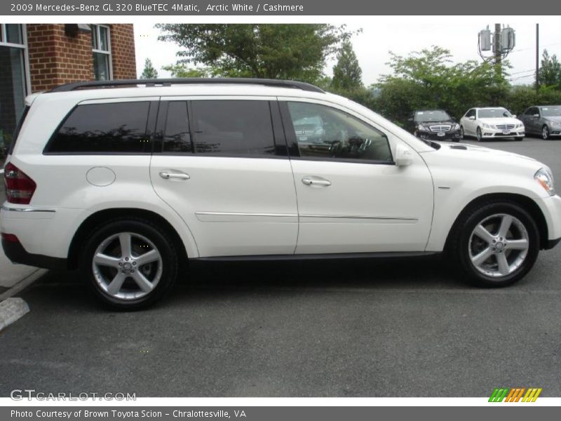 Arctic White / Cashmere 2009 Mercedes-Benz GL 320 BlueTEC 4Matic