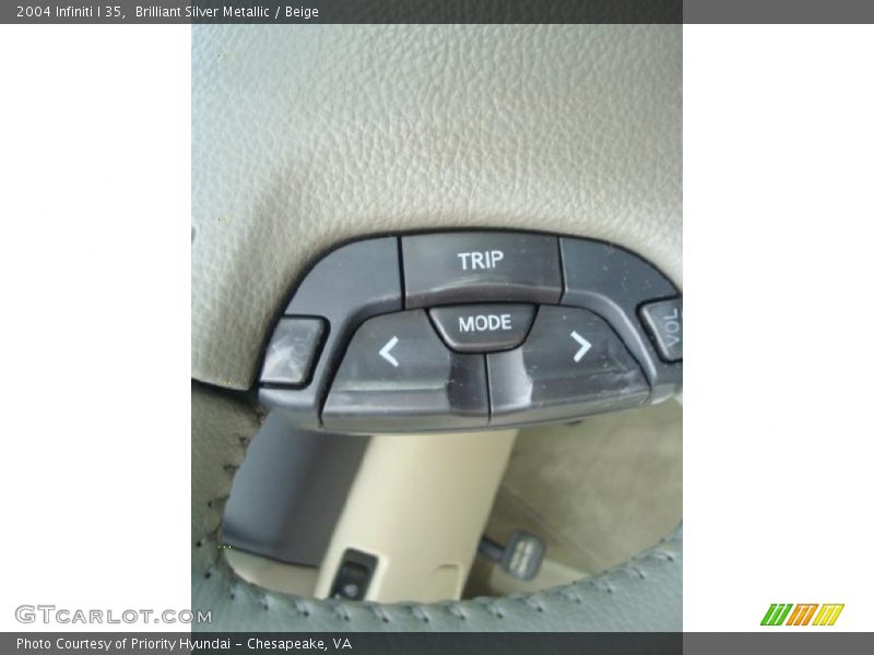 Brilliant Silver Metallic / Beige 2004 Infiniti I 35