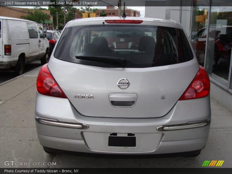Brilliant Silver Metallic / Charcoal 2007 Nissan Versa S