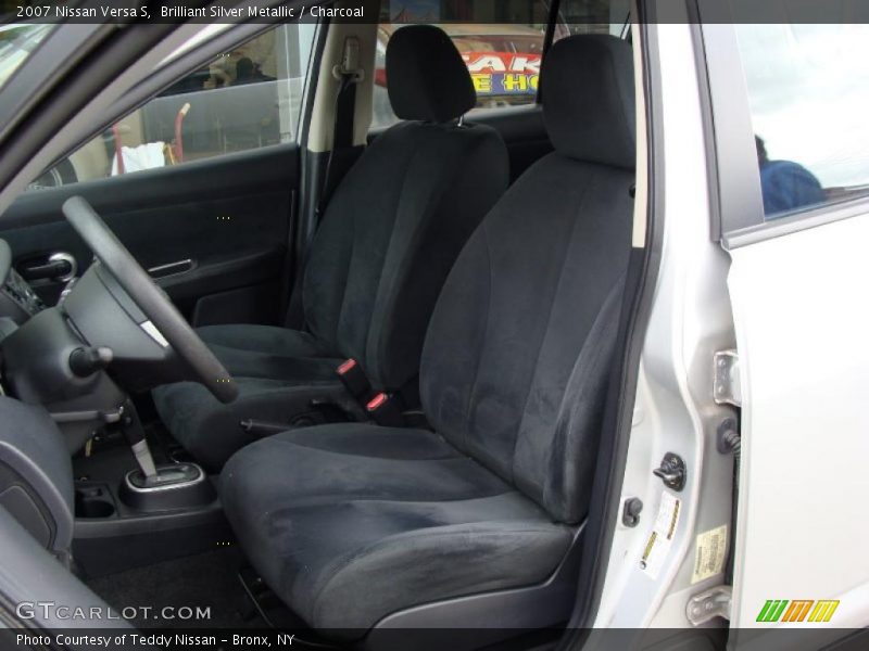 Brilliant Silver Metallic / Charcoal 2007 Nissan Versa S