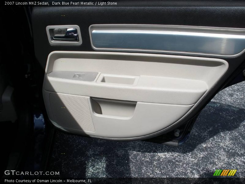 Dark Blue Pearl Metallic / Light Stone 2007 Lincoln MKZ Sedan