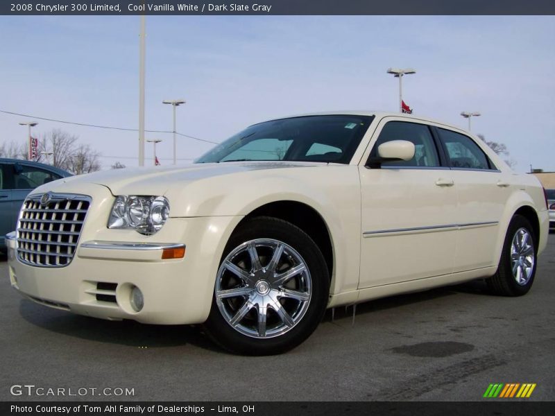 Cool Vanilla White / Dark Slate Gray 2008 Chrysler 300 Limited