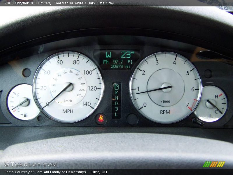 Cool Vanilla White / Dark Slate Gray 2008 Chrysler 300 Limited
