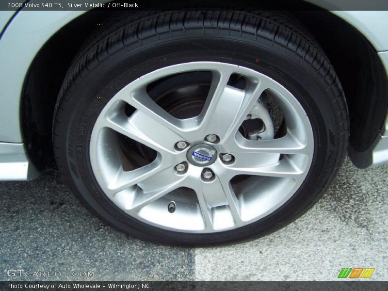 Silver Metallic / Off-Black 2008 Volvo S40 T5