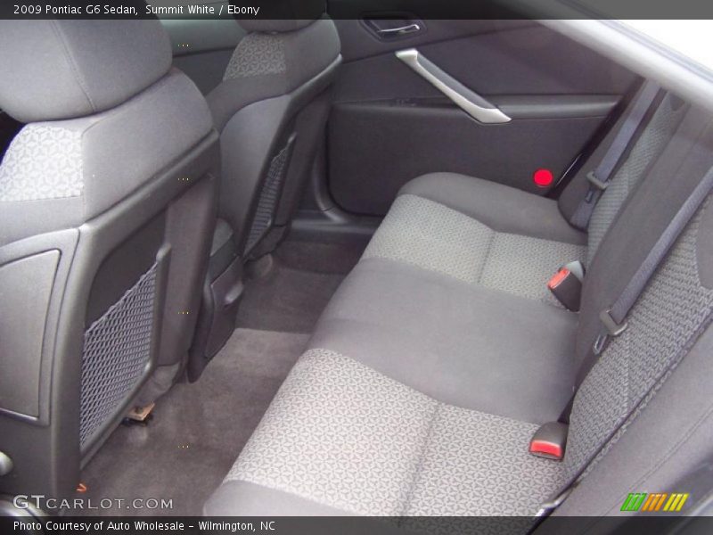 Summit White / Ebony 2009 Pontiac G6 Sedan