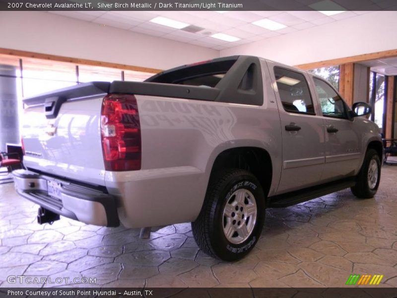 Silver Birch Metallic / Dark Titanium/Light Titanium 2007 Chevrolet Avalanche LT