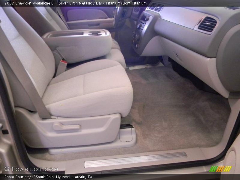 Silver Birch Metallic / Dark Titanium/Light Titanium 2007 Chevrolet Avalanche LT