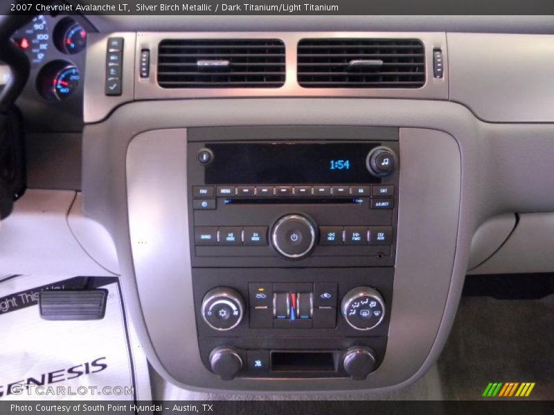 Silver Birch Metallic / Dark Titanium/Light Titanium 2007 Chevrolet Avalanche LT