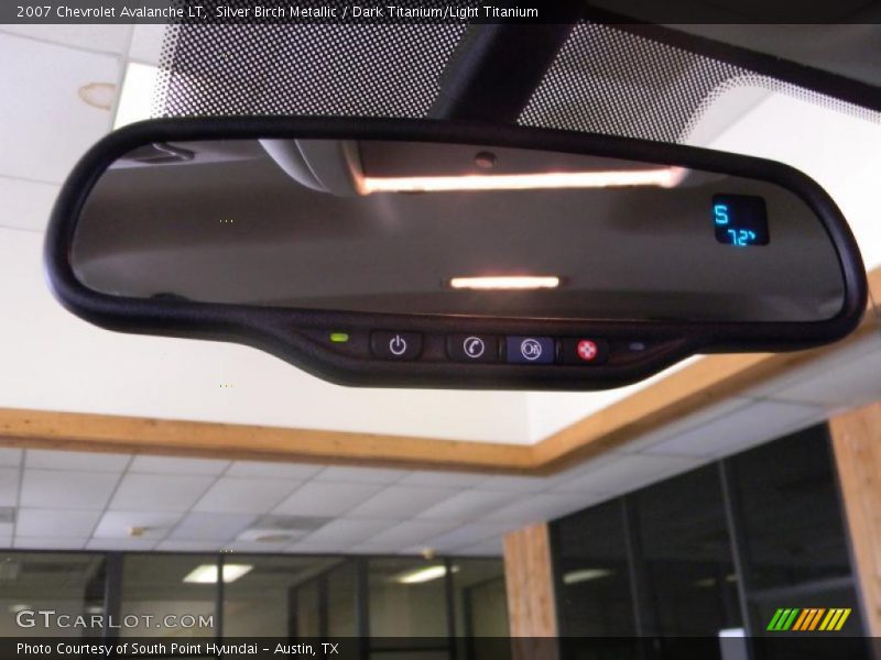 Silver Birch Metallic / Dark Titanium/Light Titanium 2007 Chevrolet Avalanche LT