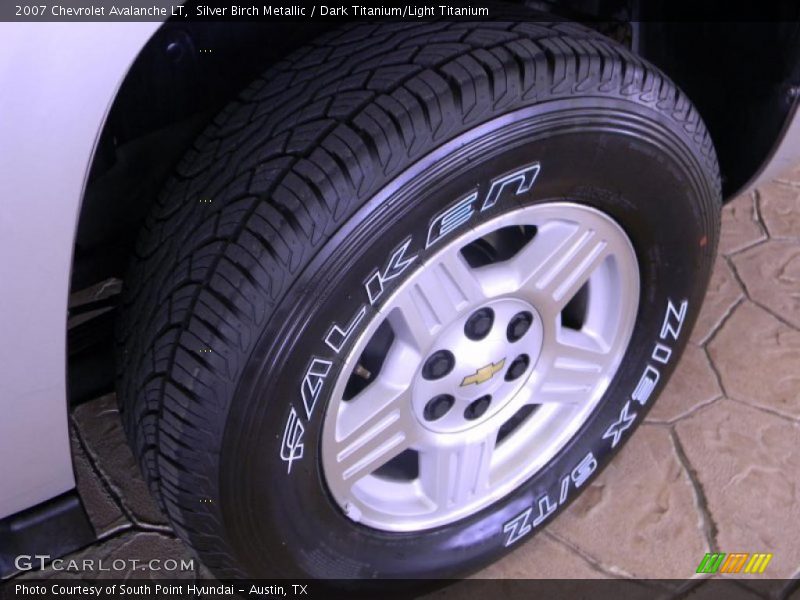 Silver Birch Metallic / Dark Titanium/Light Titanium 2007 Chevrolet Avalanche LT