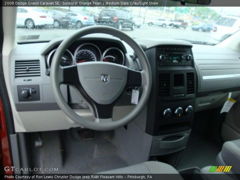 Sunburst Orange Pearl / Medium Slate Gray/Light Shale 2008 Dodge Grand Caravan SE