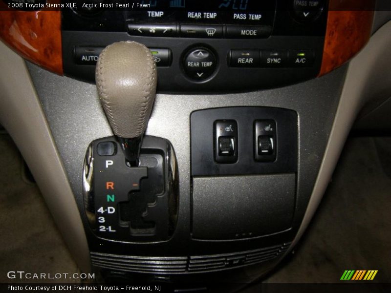 Arctic Frost Pearl / Fawn 2008 Toyota Sienna XLE