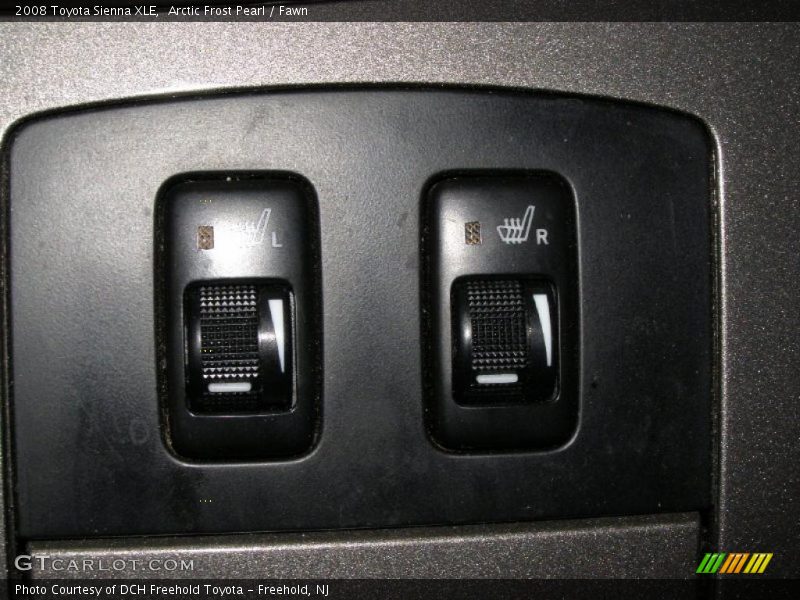 Arctic Frost Pearl / Fawn 2008 Toyota Sienna XLE