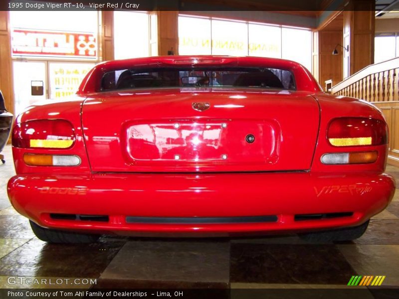 Viper Red / Gray 1995 Dodge Viper RT-10