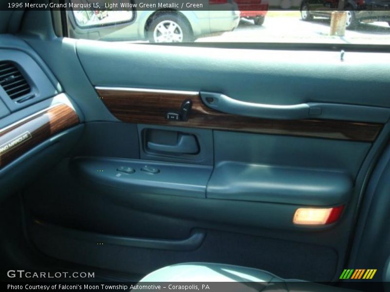 Light Willow Green Metallic / Green 1996 Mercury Grand Marquis LS
