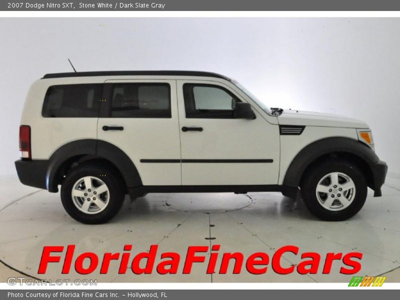 Stone White / Dark Slate Gray 2007 Dodge Nitro SXT