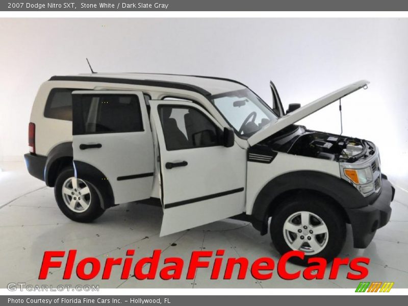 Stone White / Dark Slate Gray 2007 Dodge Nitro SXT