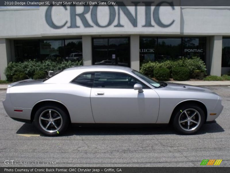 Bright Silver Metallic / Dark Slate Gray 2010 Dodge Challenger SE