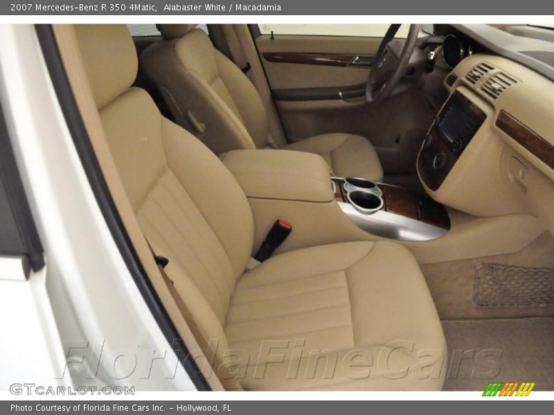 Alabaster White / Macadamia 2007 Mercedes-Benz R 350 4Matic