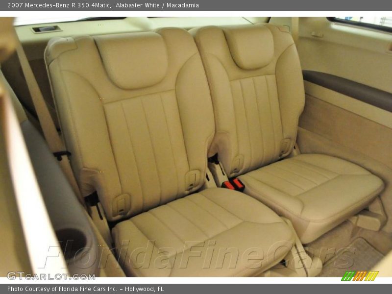 Alabaster White / Macadamia 2007 Mercedes-Benz R 350 4Matic