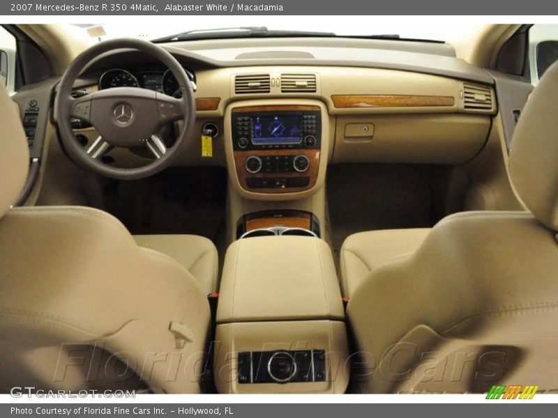 Alabaster White / Macadamia 2007 Mercedes-Benz R 350 4Matic