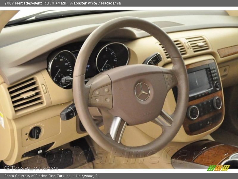 Alabaster White / Macadamia 2007 Mercedes-Benz R 350 4Matic