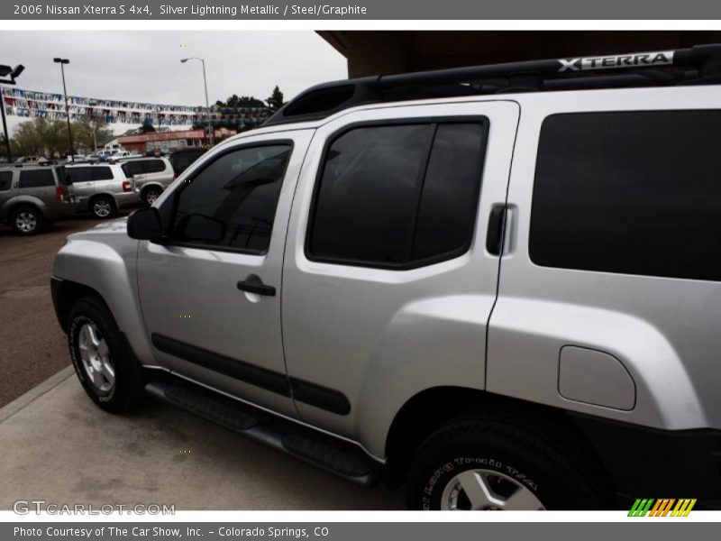 Silver Lightning Metallic / Steel/Graphite 2006 Nissan Xterra S 4x4