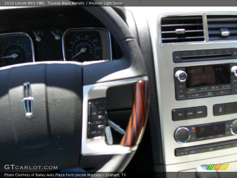 Tuxedo Black Metallic / Medium Light Stone 2010 Lincoln MKX FWD