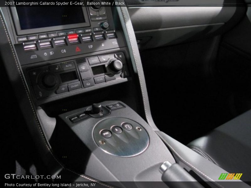 Balloon White / Black 2007 Lamborghini Gallardo Spyder E-Gear