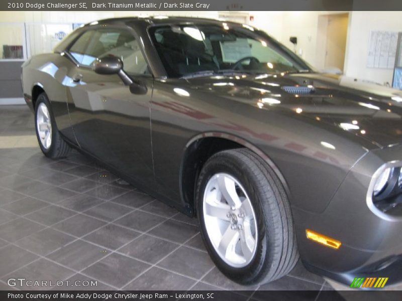 Dark Titanium Metallic / Dark Slate Gray 2010 Dodge Challenger SE
