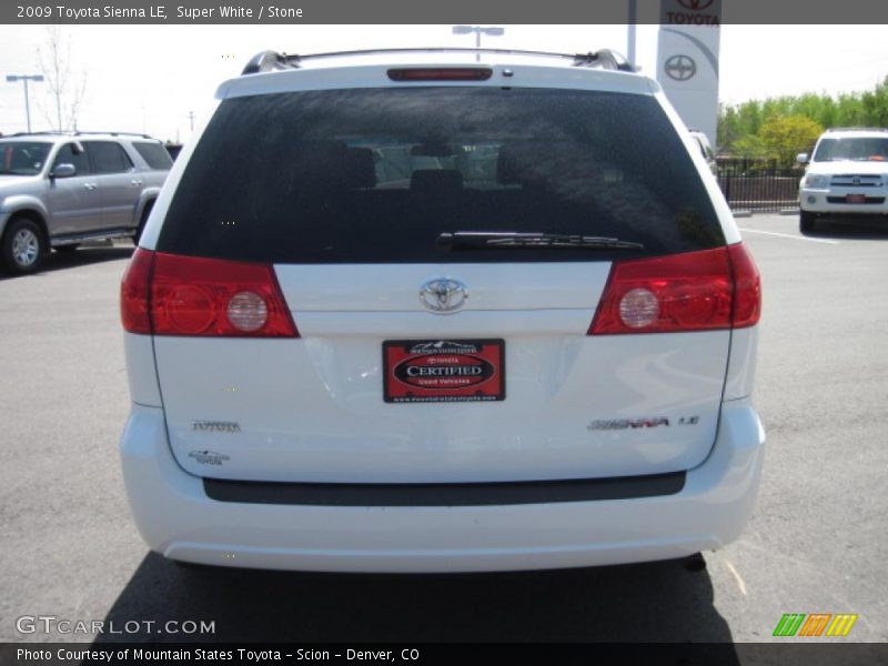 Super White / Stone 2009 Toyota Sienna LE