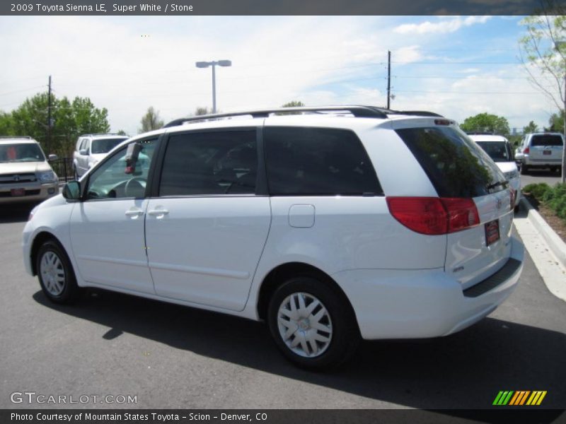 Super White / Stone 2009 Toyota Sienna LE