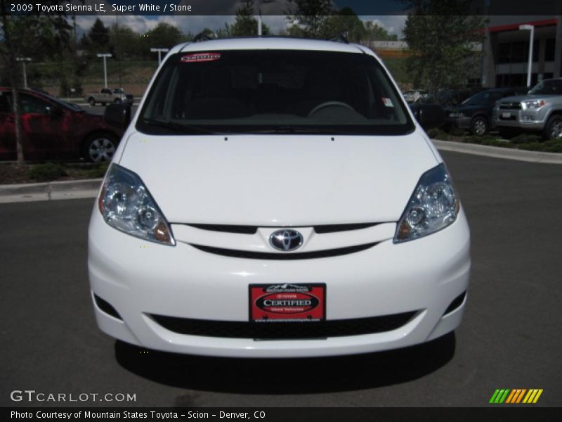 Super White / Stone 2009 Toyota Sienna LE