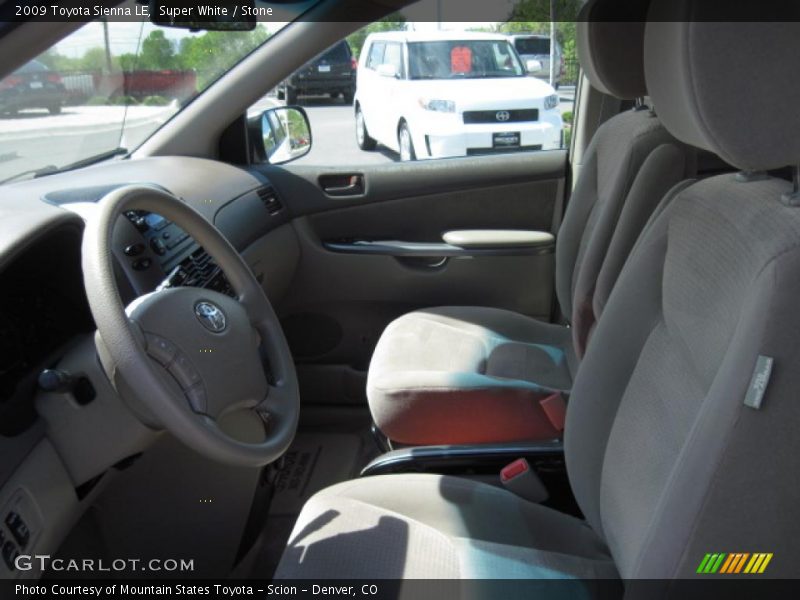 Super White / Stone 2009 Toyota Sienna LE