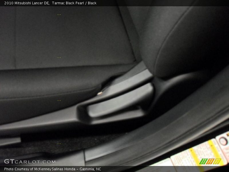 Tarmac Black Pearl / Black 2010 Mitsubishi Lancer DE