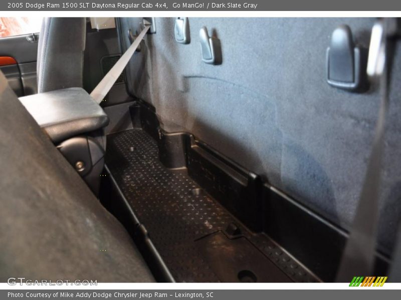 Go ManGo! / Dark Slate Gray 2005 Dodge Ram 1500 SLT Daytona Regular Cab 4x4