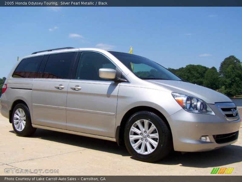Silver Pearl Metallic / Black 2005 Honda Odyssey Touring