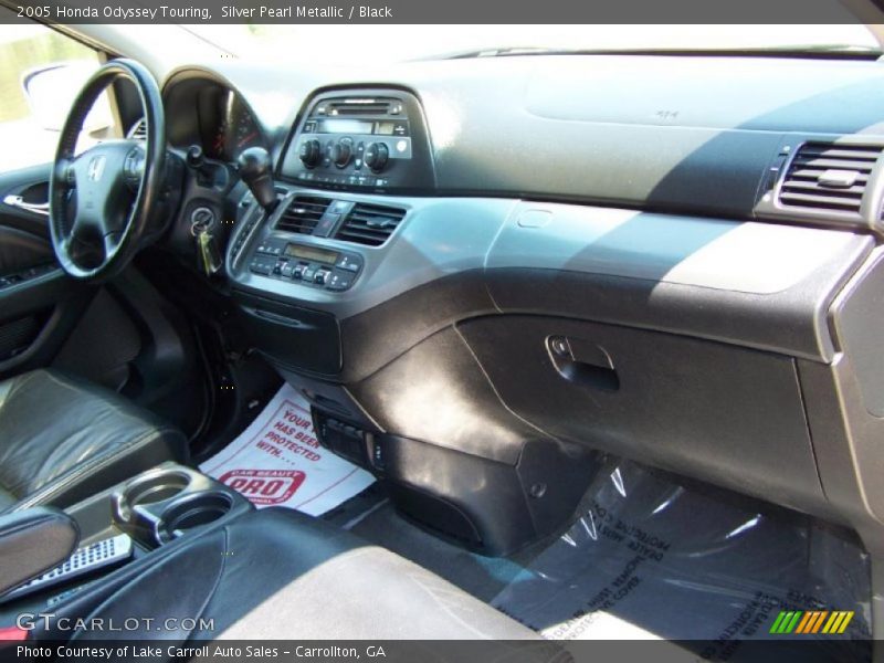 Silver Pearl Metallic / Black 2005 Honda Odyssey Touring