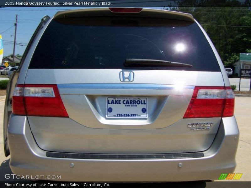 Silver Pearl Metallic / Black 2005 Honda Odyssey Touring