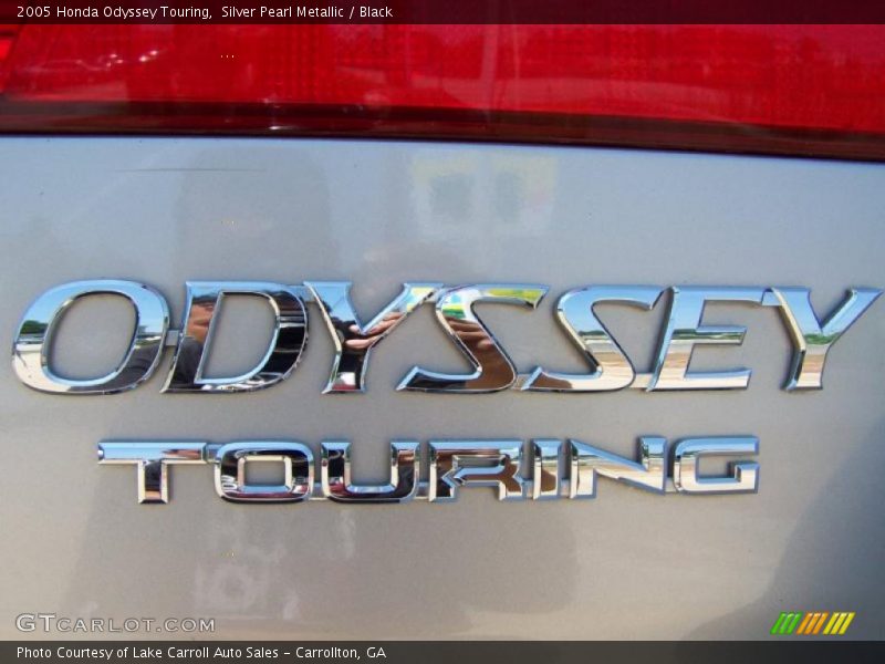Silver Pearl Metallic / Black 2005 Honda Odyssey Touring