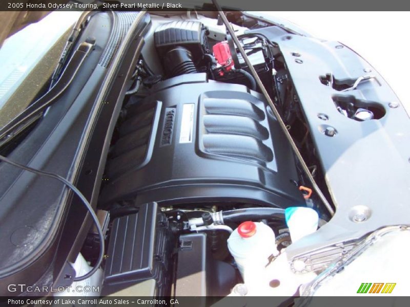 Silver Pearl Metallic / Black 2005 Honda Odyssey Touring