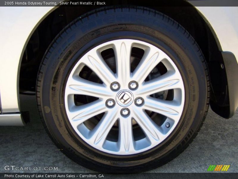 Silver Pearl Metallic / Black 2005 Honda Odyssey Touring
