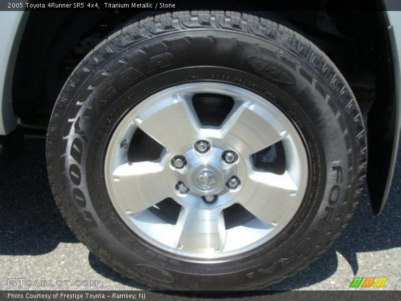 Titanium Metallic / Stone 2005 Toyota 4Runner SR5 4x4