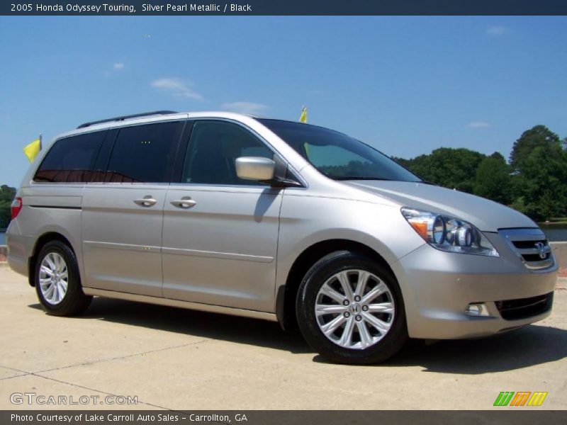 Silver Pearl Metallic / Black 2005 Honda Odyssey Touring