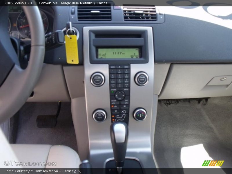 Magic Blue Metallic / Calcite 2009 Volvo C70 T5 Convertible