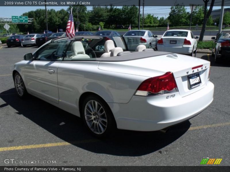 Ice White / Calcite 2009 Volvo C70 T5 Convertible