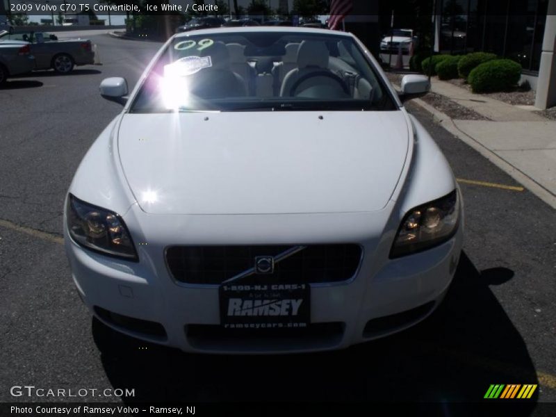 Ice White / Calcite 2009 Volvo C70 T5 Convertible