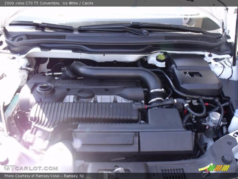 Ice White / Calcite 2009 Volvo C70 T5 Convertible